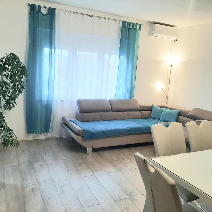Apartments"Nika" With Private Pool Galovac  Esterno foto