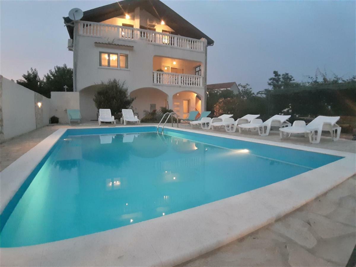 Apartments"Nika" With Private Pool Galovac  Esterno foto